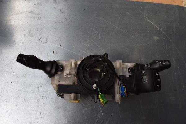 COMMODO RENAULT MEGANE 3 - Vue 1